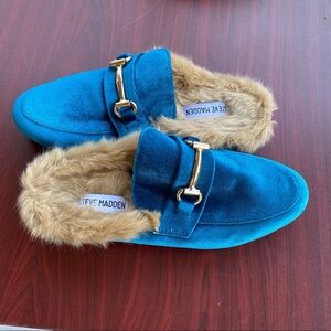 Cute cozy fury clog sandals by Steve Madden